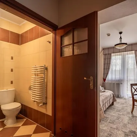 Hotel Helan Family &